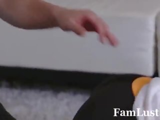 Hot pirang mom stretched out & fucked - famlust.com