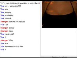 امرأة اهتزاز لها الثدي في omegle - morecamgirls.com