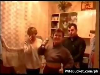 Juokingas rusiškas svingeriai vakarėlis