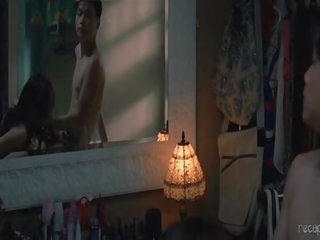 Aziýaly ýyldyz in movie-love actually sucks. hong kong